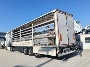 حمل اسید نیتریک در مخازن IBC